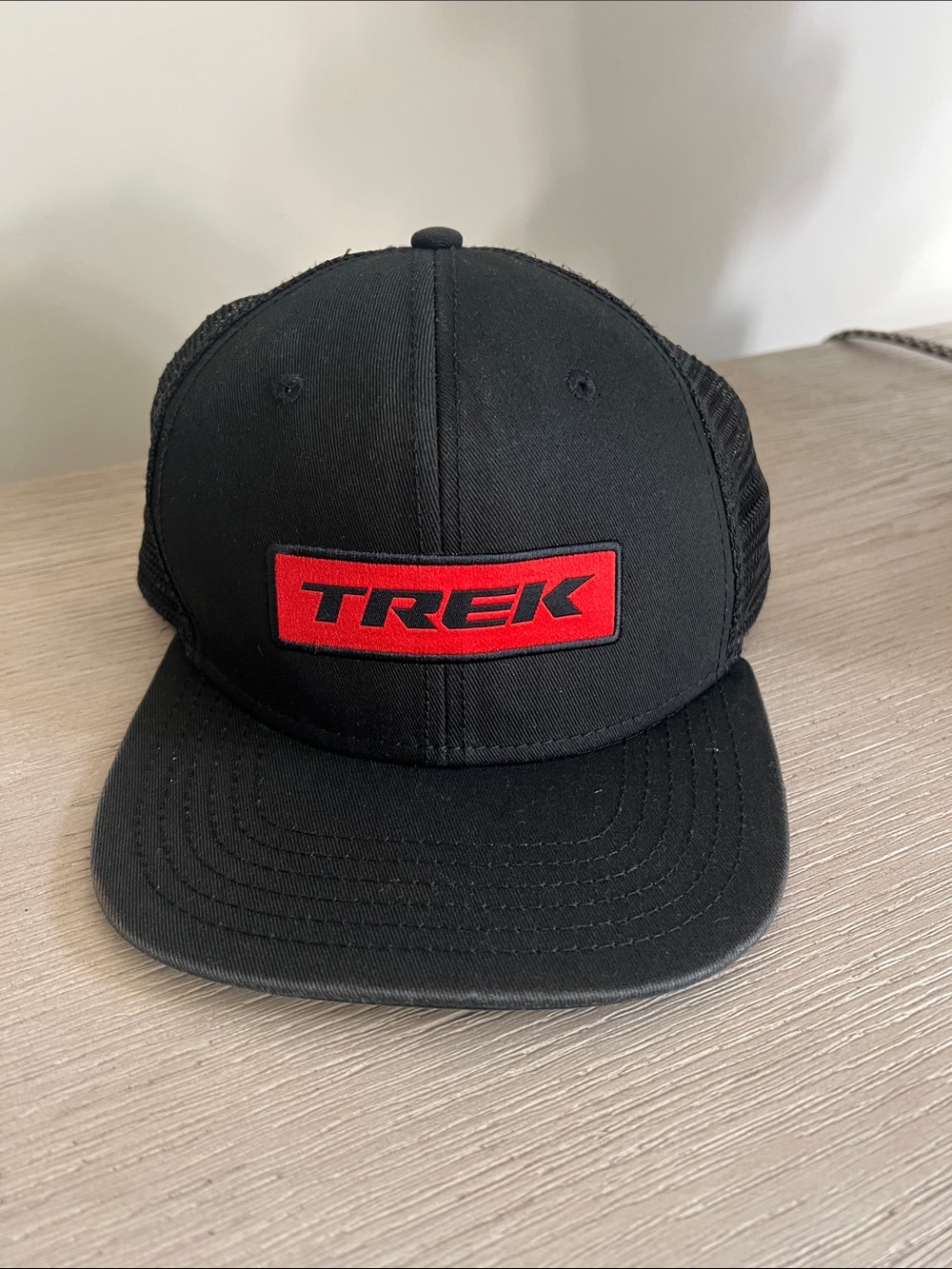 TREK trucker hat black